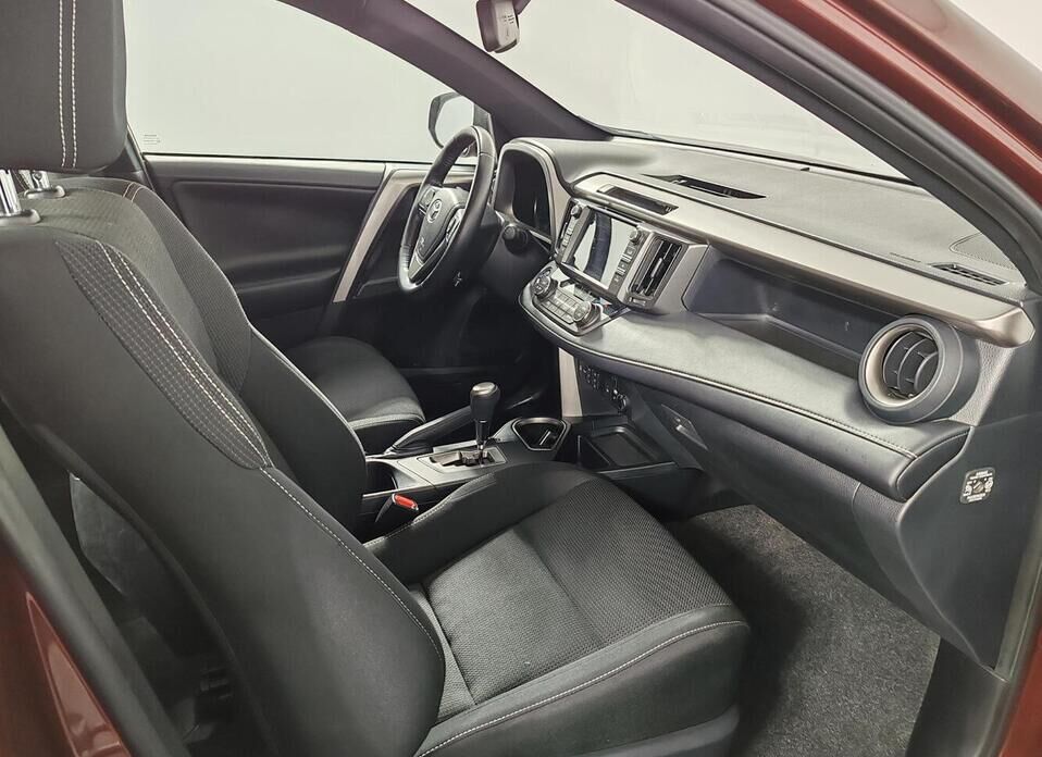 Toyota RAV4, IV (CA40) Рестайлинг 2.0 CVT (146 л.с.) 4WD