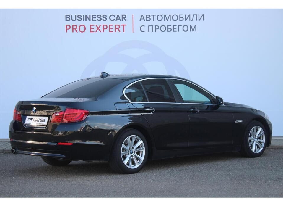 BMW 5 серии 520i 2.0 AT (184 л.с.)