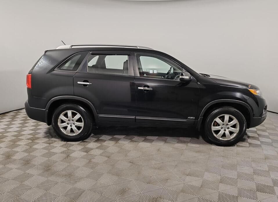 Kia Sorento, II 2.4 MT (175 л.с.) 4WD