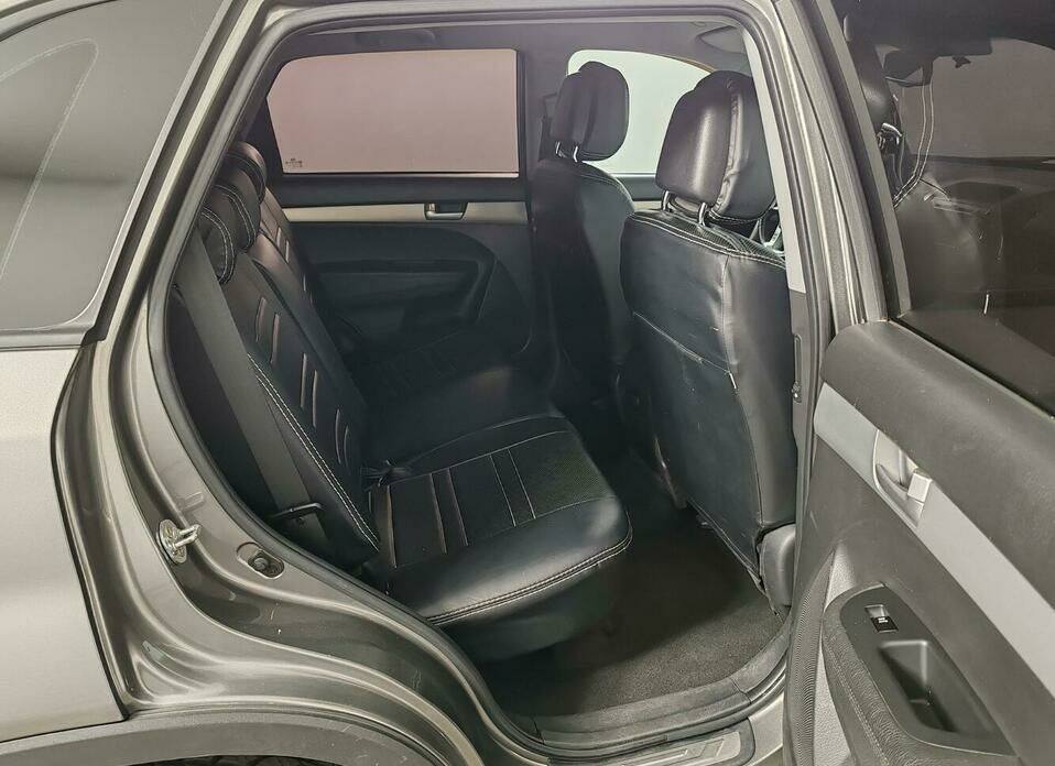 Kia Sorento 2.4 AT (175 л.с.) 4WD
