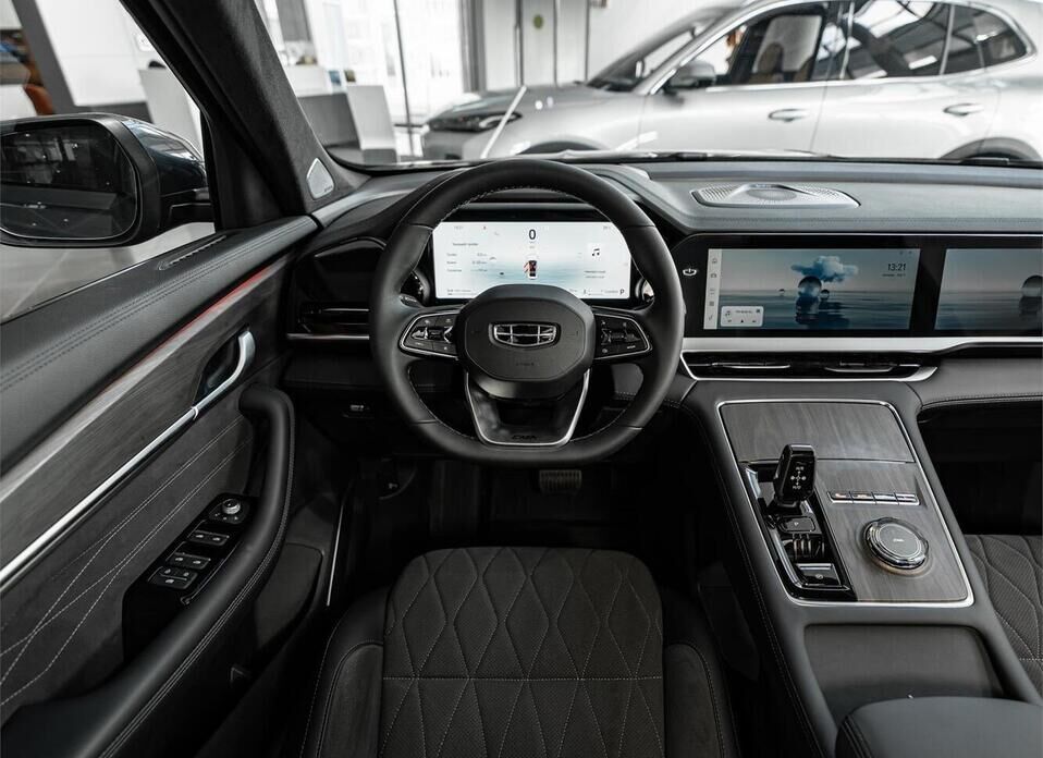 Geely Monjaro, I 2.0 AT (238 л.с.) 4WD