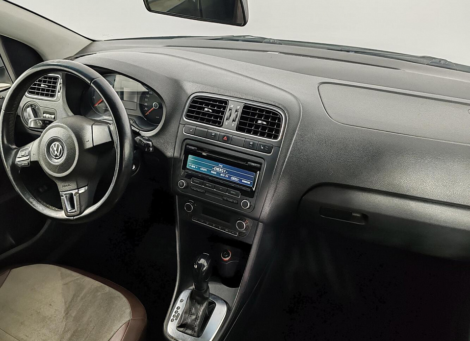 Volkswagen Polo, V 1.6 AT (105 л.с.)