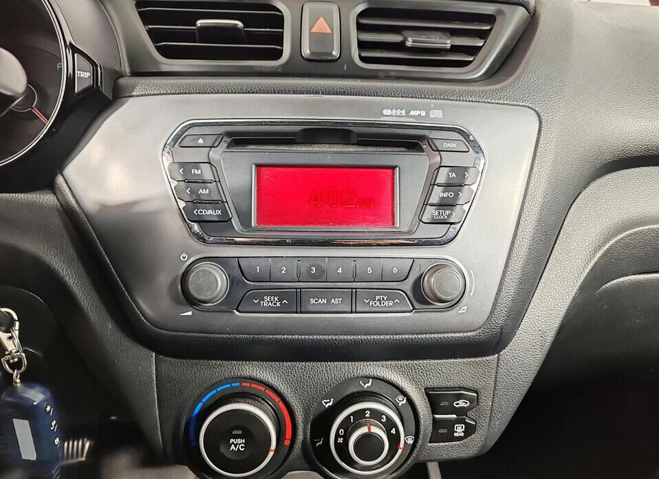 Kia Rio, III 4-speed 1.6 AT (123 л.с.)