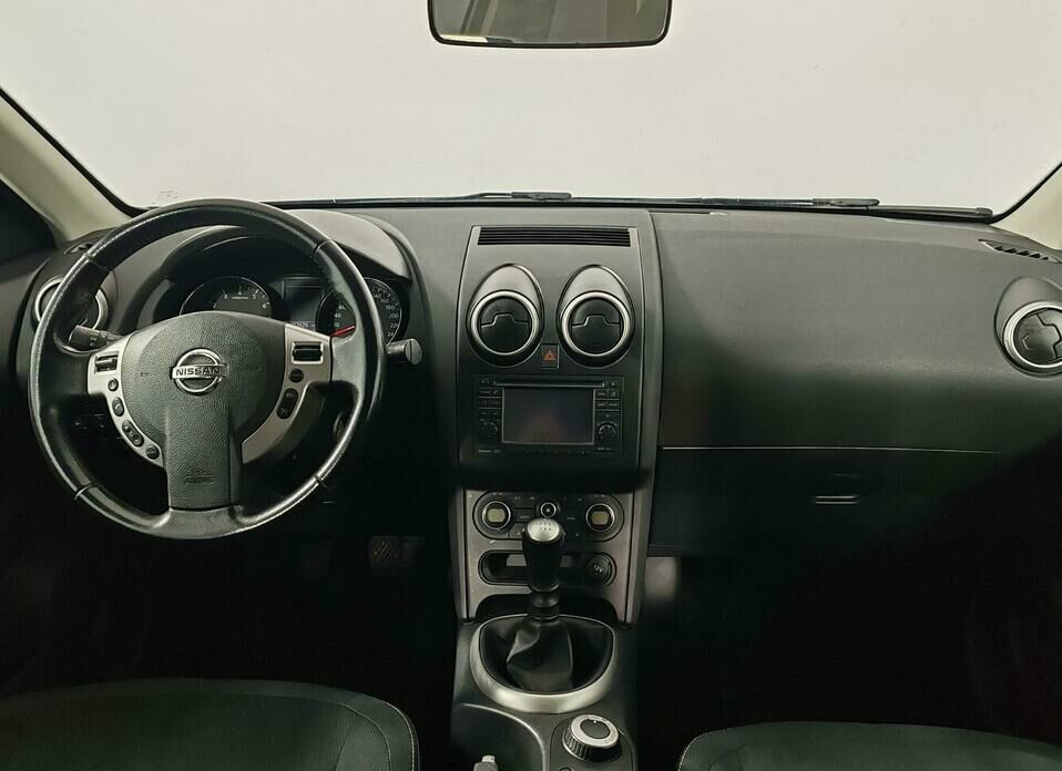 Nissan Qashqai 2.0 MT (141 л.с.) 4WD