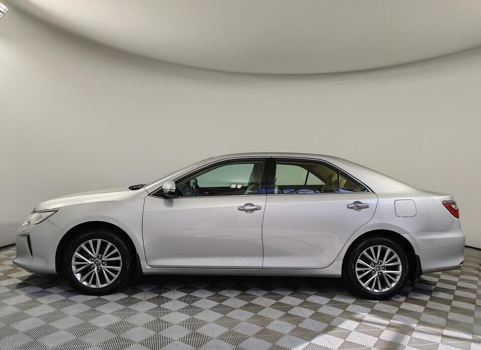 Toyota Camry, VII (XV50) Рестайлинг 2.5 AT (181 л.с.)