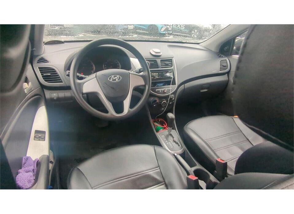 Hyundai Solaris, I 1.6 AT (123 л.с.)