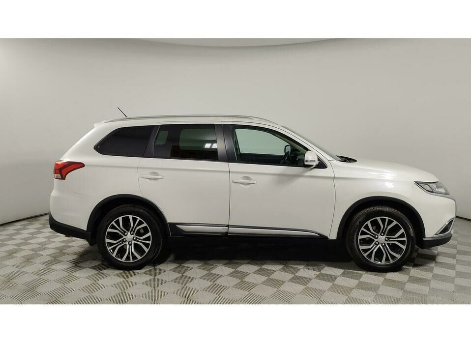 Mitsubishi Outlander 2.4 CVT (167 л.с.) 4WD