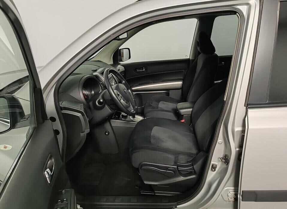 Nissan X-Trail, II Рестайлинг 2.0 CVT (141 л.с.) 4WD