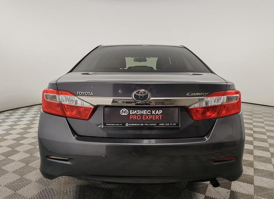 Toyota Camry, VII (XV50) 2.0 AT (148 л.с.)