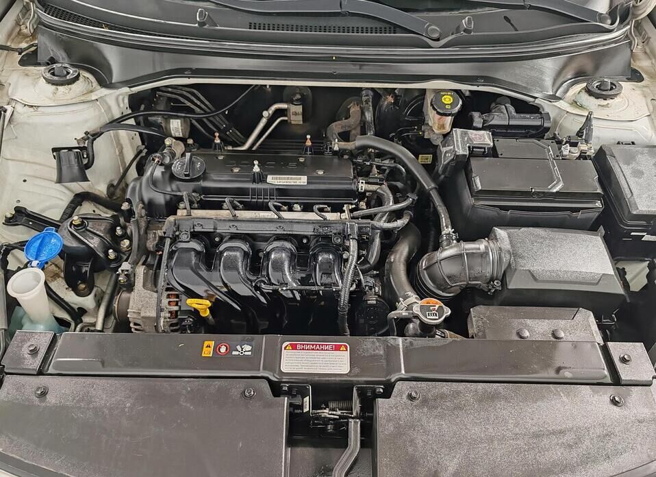 Kia Rio, IV 1.6 AT (123 л.с.)