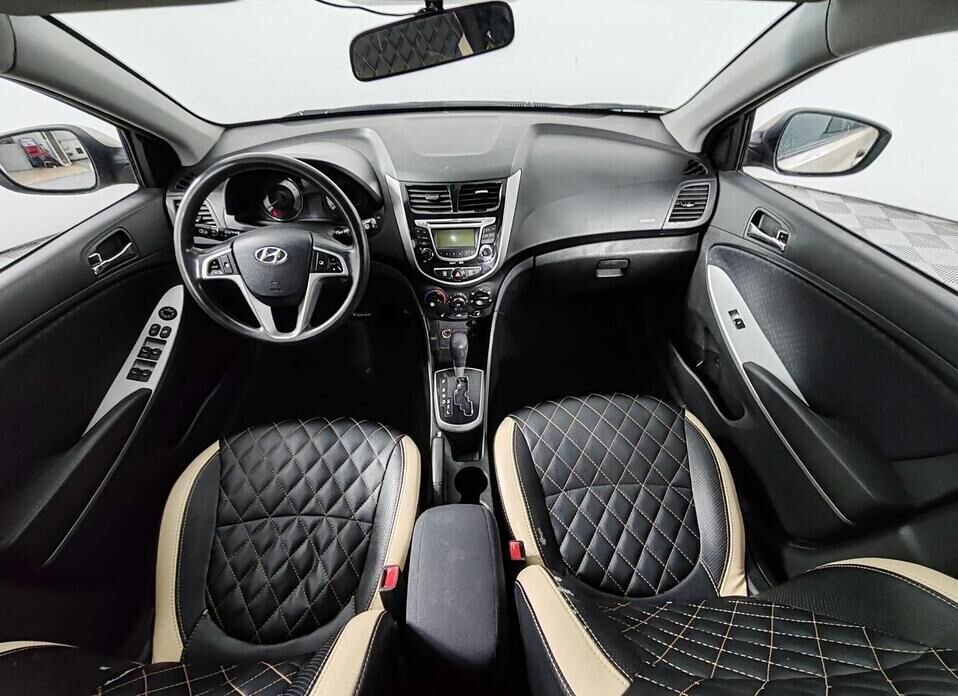 Hyundai Solaris, I 1.6 AT (123 л.с.)