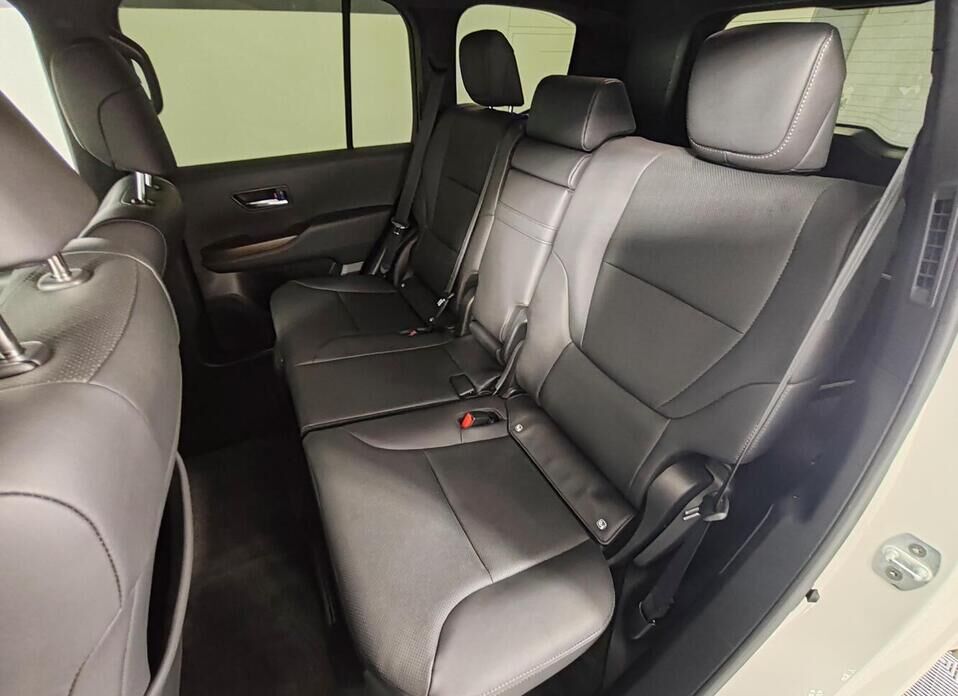 Toyota Land Cruiser, 300 Series 3.5 AT (415 л.с.) 4WD