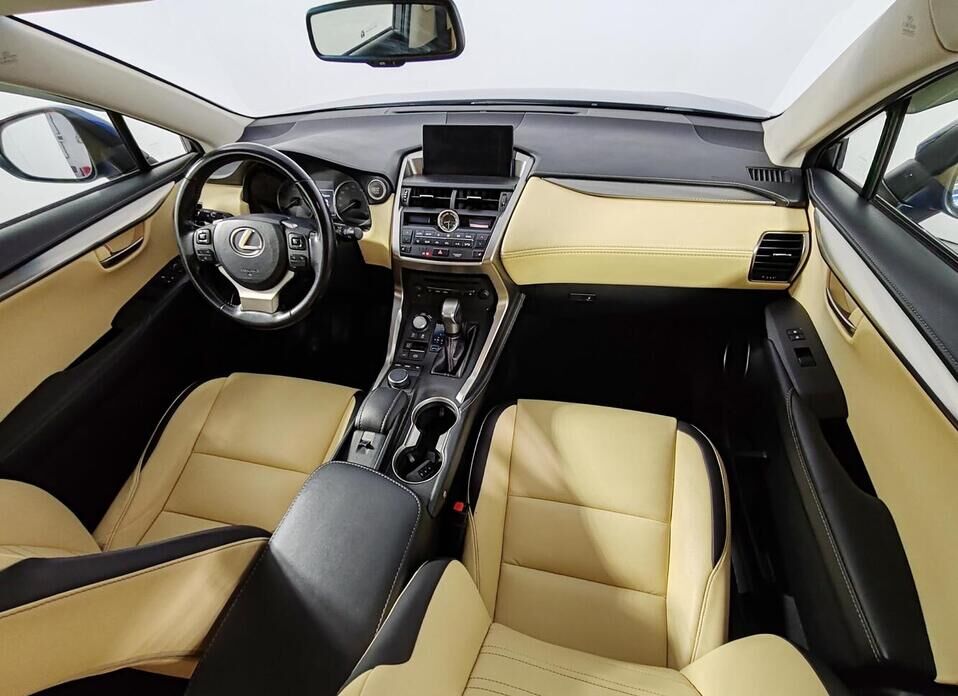 Lexus NX, I 200 2.0 CVT (150 л.с.) 4WD