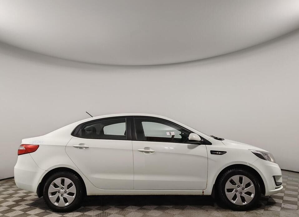 Kia Rio, III 1.4 AT (107 л.с.)