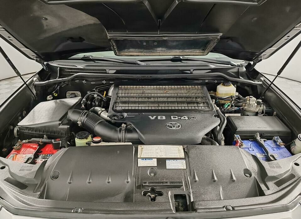 Toyota Land Cruiser 4.5d AT (249 л.с.) 4WD