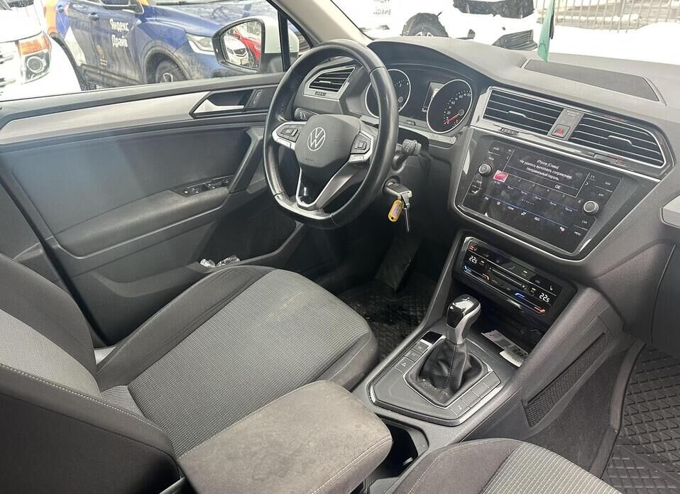 Volkswagen Tiguan, II Рестайлинг 1.4 AMT (150 л.с.)