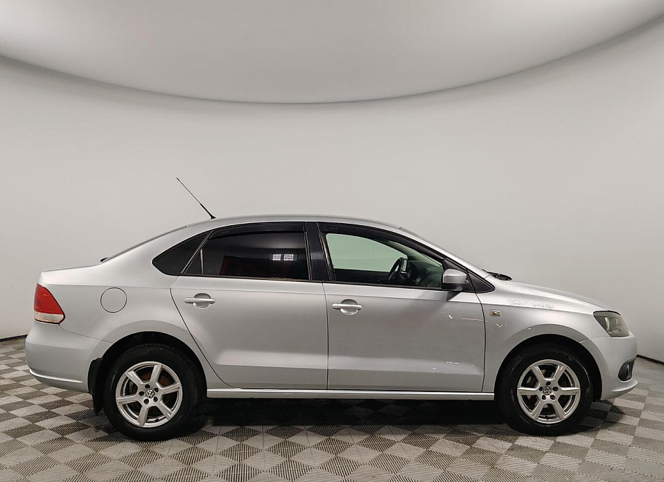 Volkswagen Polo, V 1.6 AT (105 л.с.)