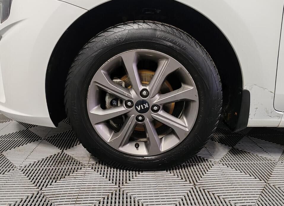 Kia Rio, IV Рестайлинг 1.6 AT (123 л.с.)