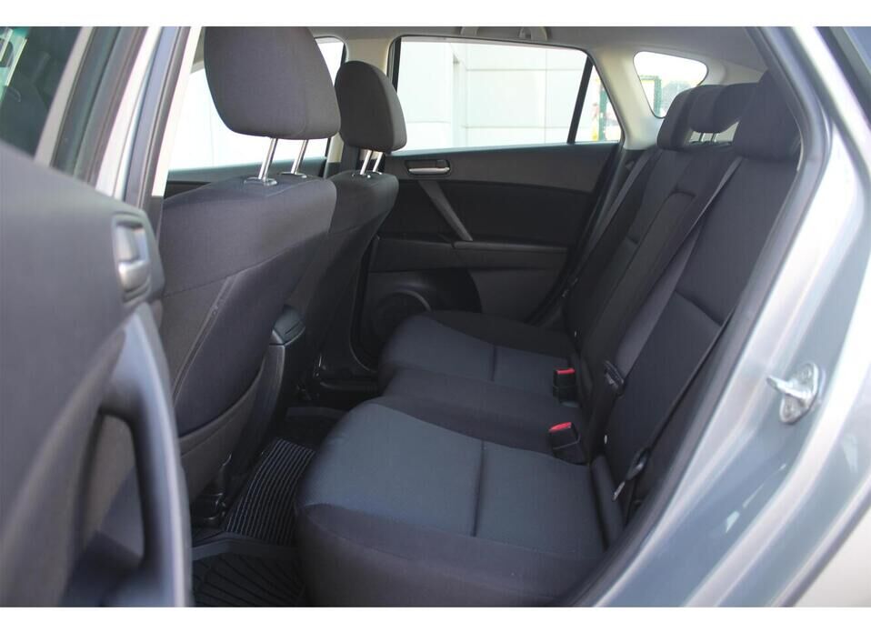 Mazda Axela, II 1.5 CVT (111 л.с.)