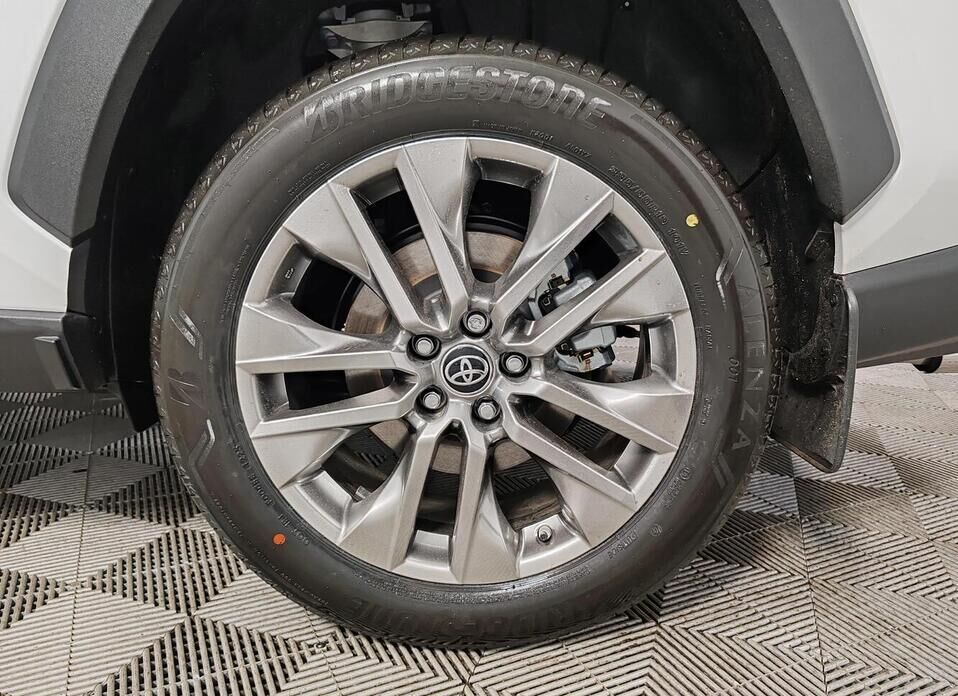 Toyota RAV4, V (XA50) 2.0 CVT (173 л.с.) 4WD