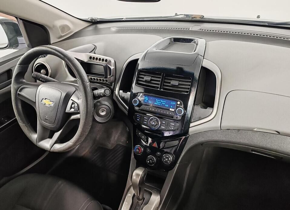 Chevrolet Aveo 1.6 AT (115 л.с.)