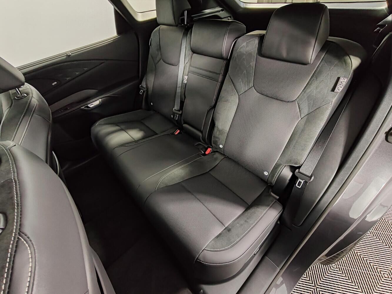 Lexus RX, V 350 2.4 AT (249 л.с.) 4WD