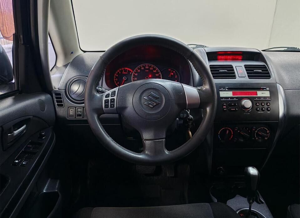 Suzuki SX4, I (Classic) 1.6 AT (106 л.с.)