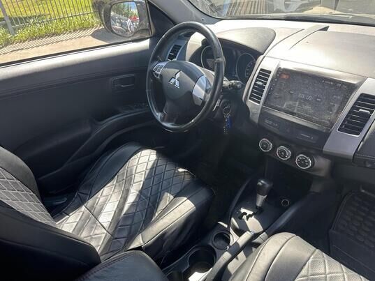 Mitsubishi Outlander, 2010&nbsp;г., 196&nbsp;792&nbsp;км