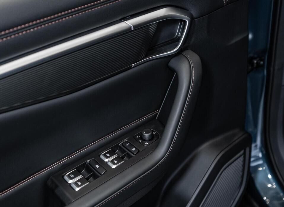 Geely Okavango, I Рестайлинг 2.0 AMT (200 л.с.)