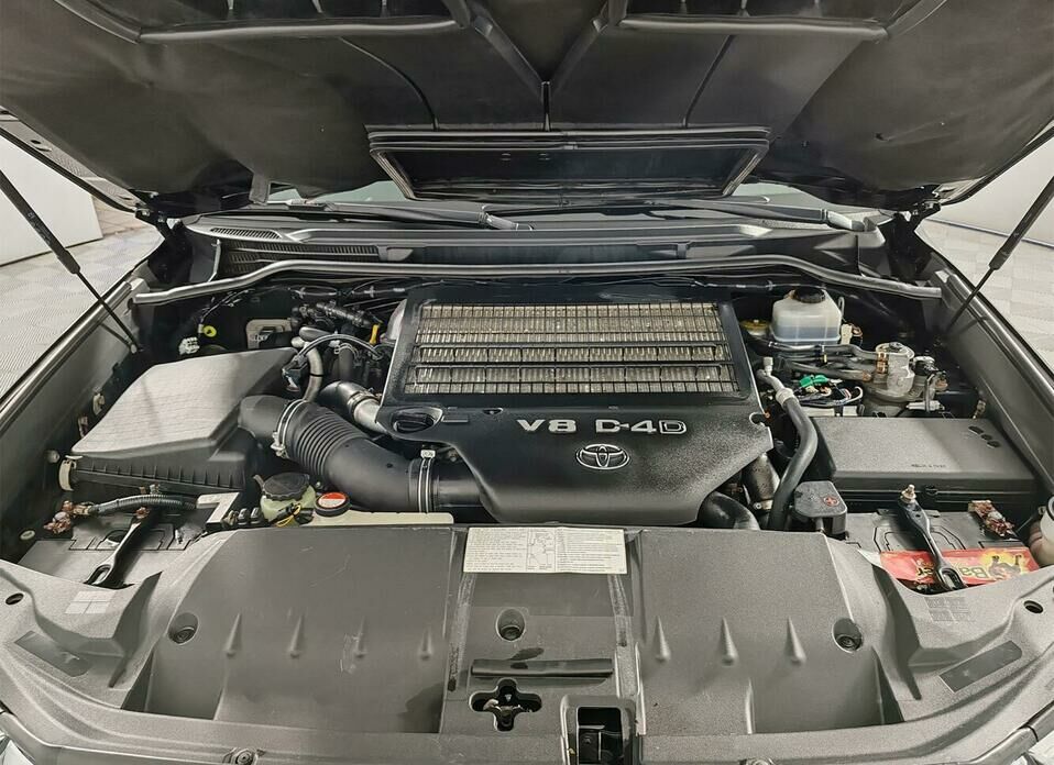 Toyota Land Cruiser 4.5d AT (249 л.с.) 4WD