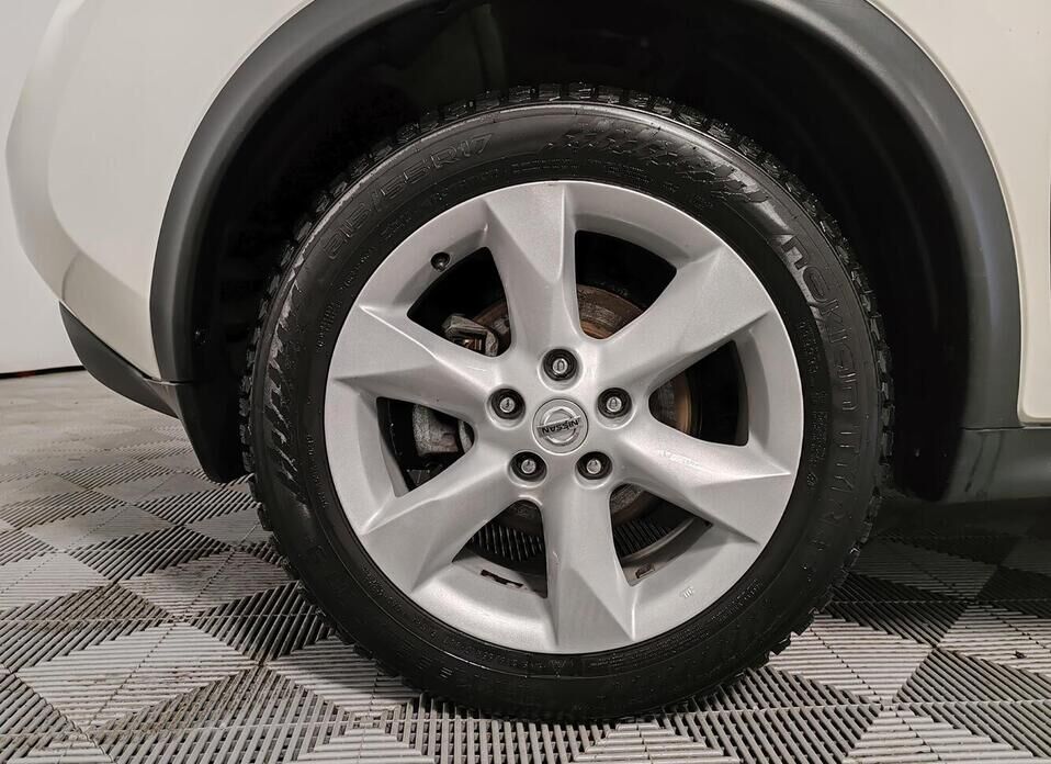 Nissan Juke, I 1.6 CVT (117 л.с.)