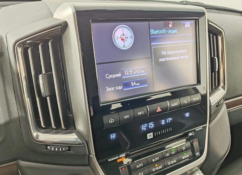 Toyota Land Cruiser, 200 Series Рестайлинг 2 4.5d AT (249 л.с.) 4WD