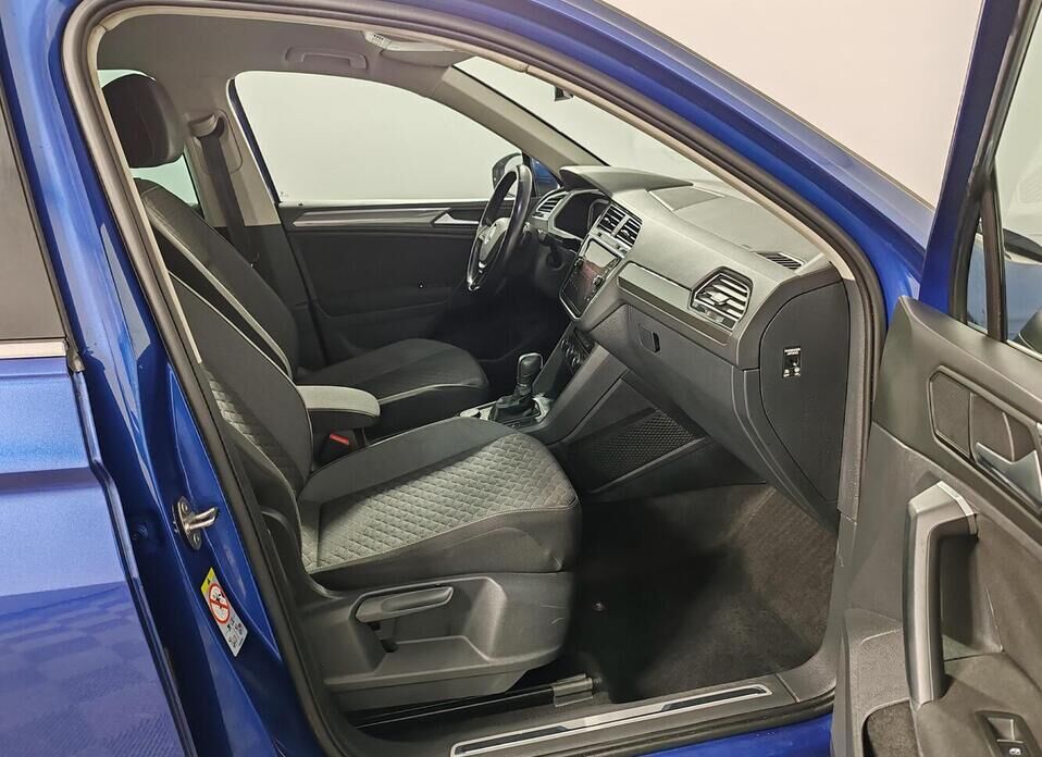 Volkswagen Tiguan, II 1.4 AMT (150 л.с.) 4WD