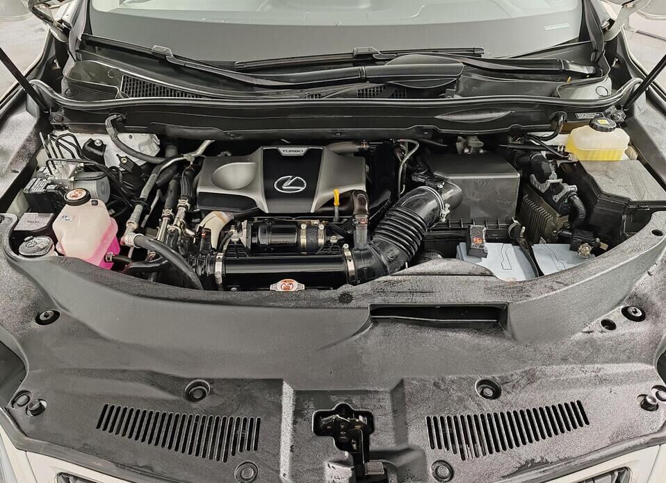 Lexus RX, IV Рестайлинг 300 2.0 AT (238 л.с.) 4WD