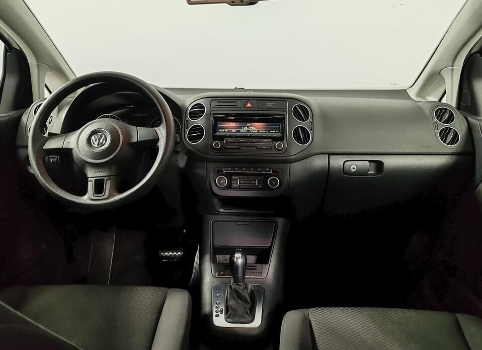 Volkswagen Golf Plus, II 1.4 AMT (122 л.с.)