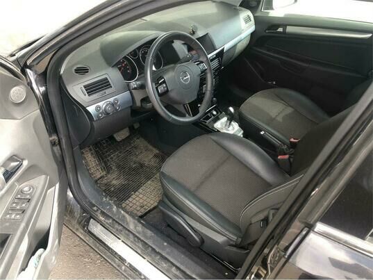 Opel Astra, 2010 г., 77 814 км