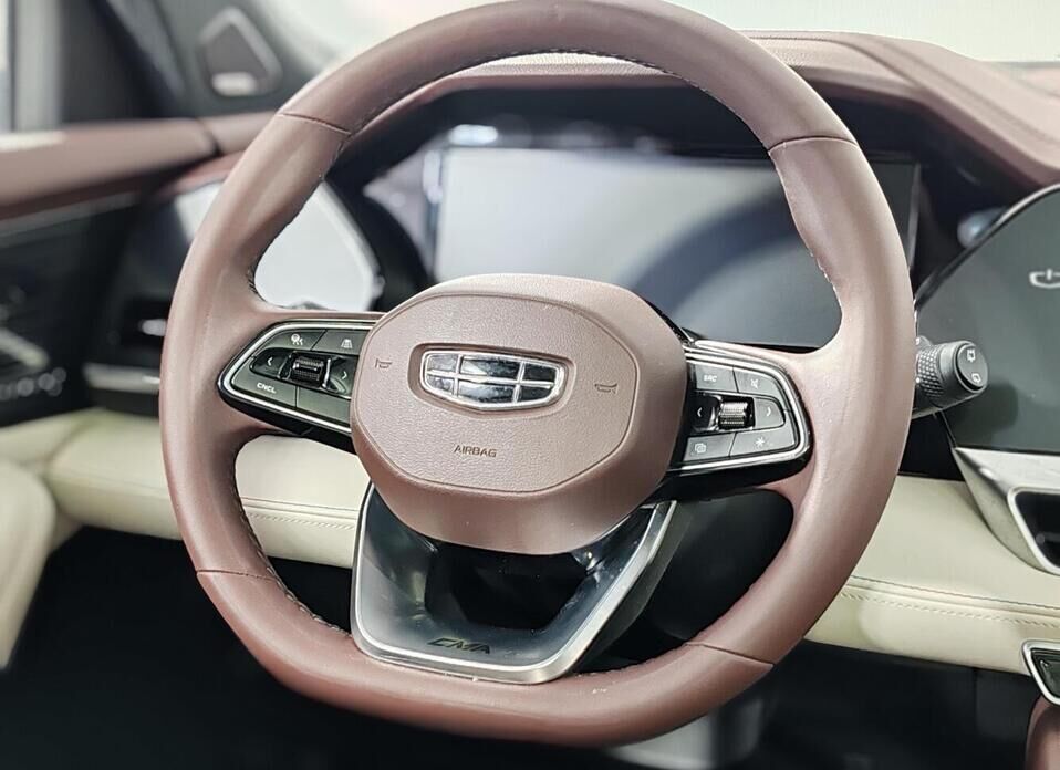 Geely Monjaro 2.0 AT (238 л.с.) 4WD