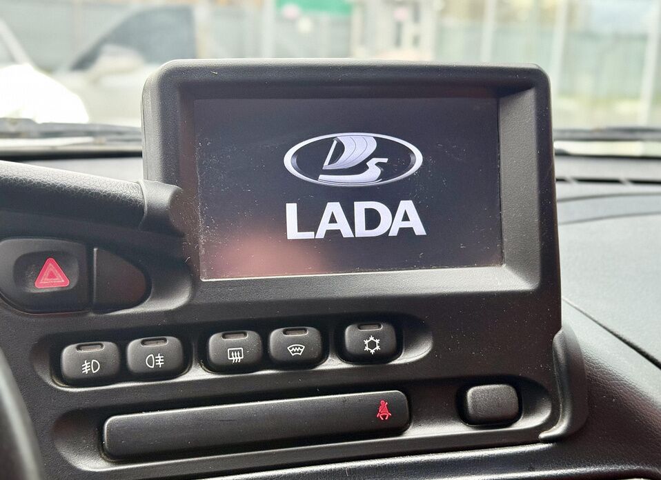 LADA (ВАЗ) Niva Travel, I 1.7 MT (80 л.с.) 4WD