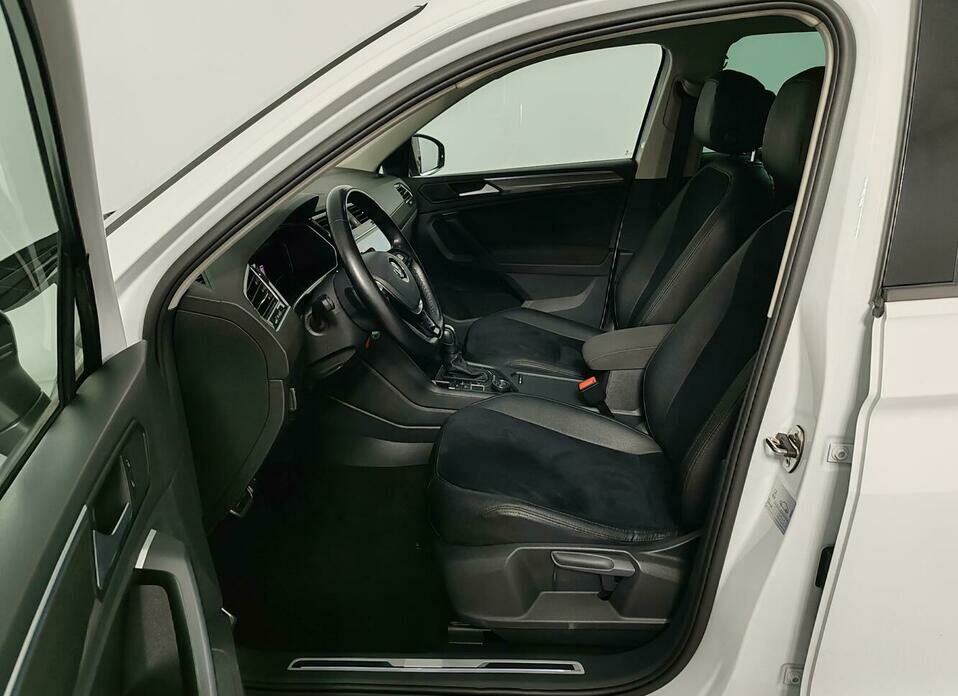 Volkswagen Tiguan 1.4 AMT (150 л.с.) 4WD