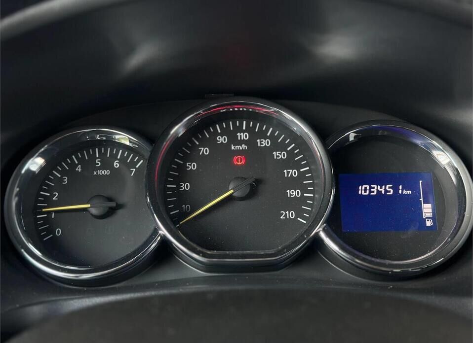 Renault Sandero, II Рестайлинг 1.6 MT (113 л.с.)