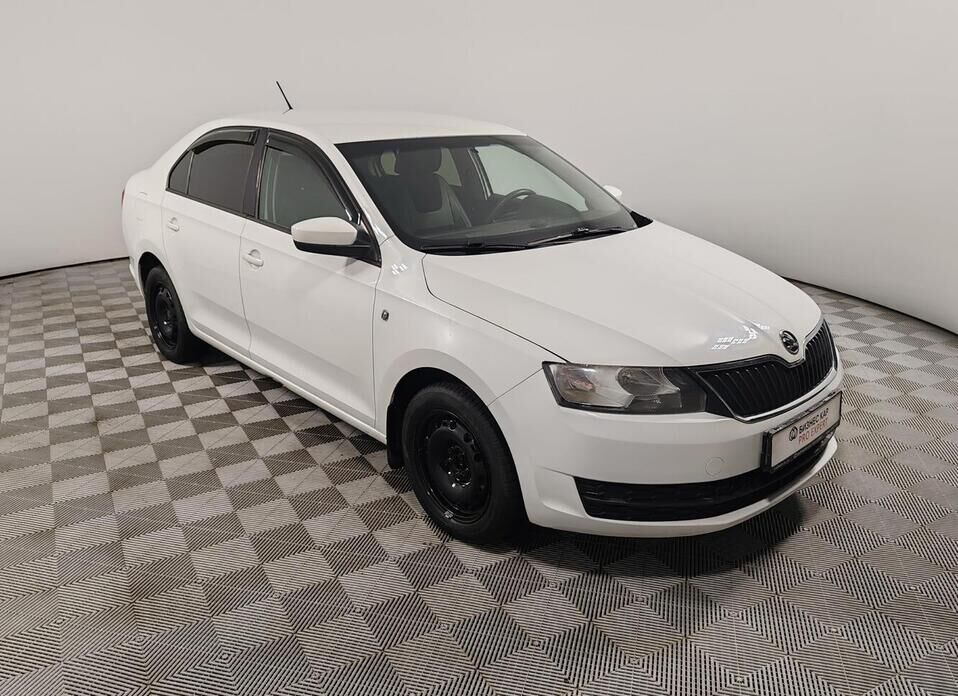 Skoda Rapid, I 1.6 MT (105 л.с.)