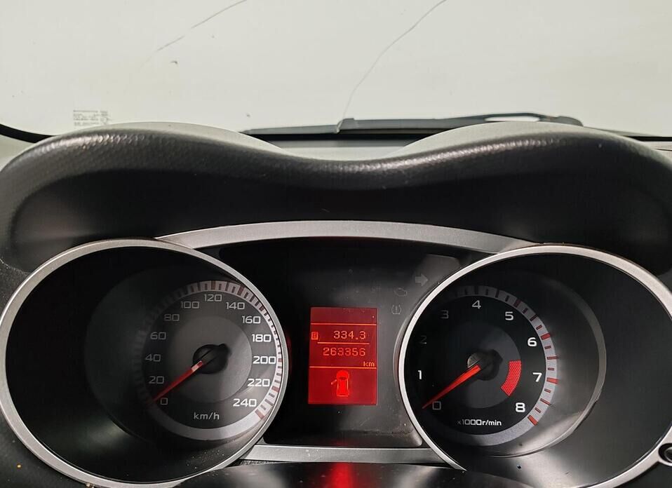 Mitsubishi Outlander, II 2.4 CVT (170 л.с.) 4WD