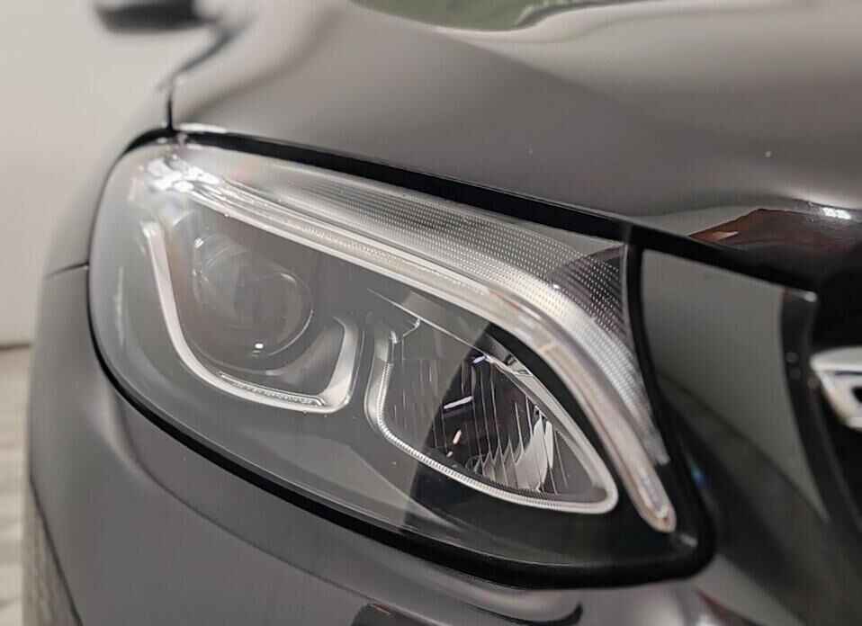 Mercedes-Benz GLC, I (X253) 300 2.0 AT (245 л.с.) 4WD