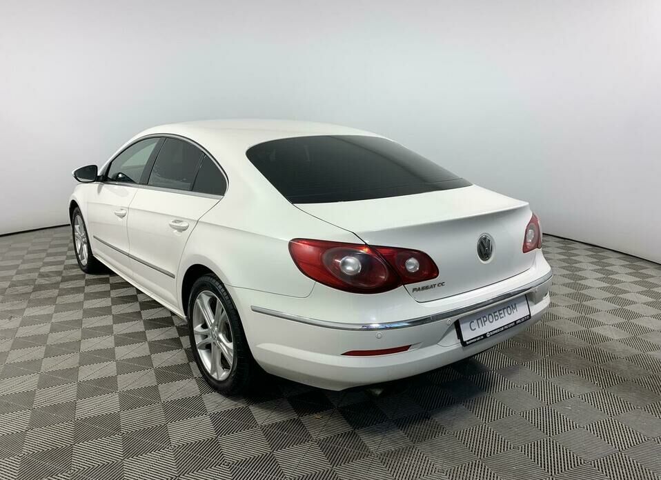 Volkswagen Passat CC 1.8 AMT (152 л.с.)