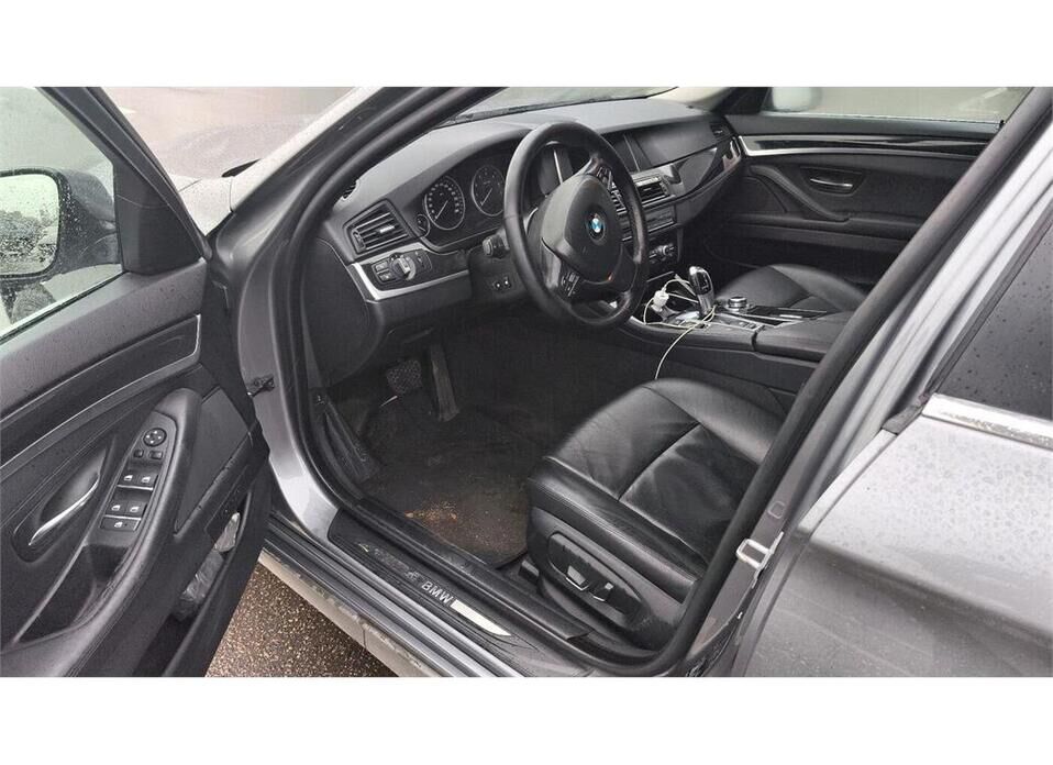 BMW 5 серии, VI (F10/F11/F07) Рестайлинг 528i xDrive 2.0 AT (245 л.с.) 4WD