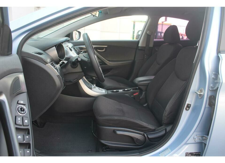 Hyundai Avante 1.6 AT (140 л.с.)