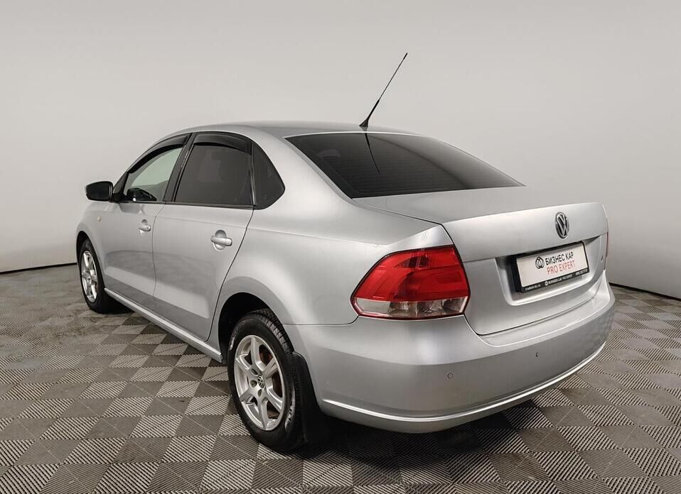 Volkswagen Polo, V 1.6 AT (105 л.с.)