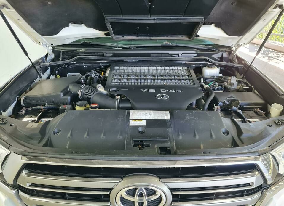 Toyota Land Cruiser 4.5d AT (249 л.с.) 4WD