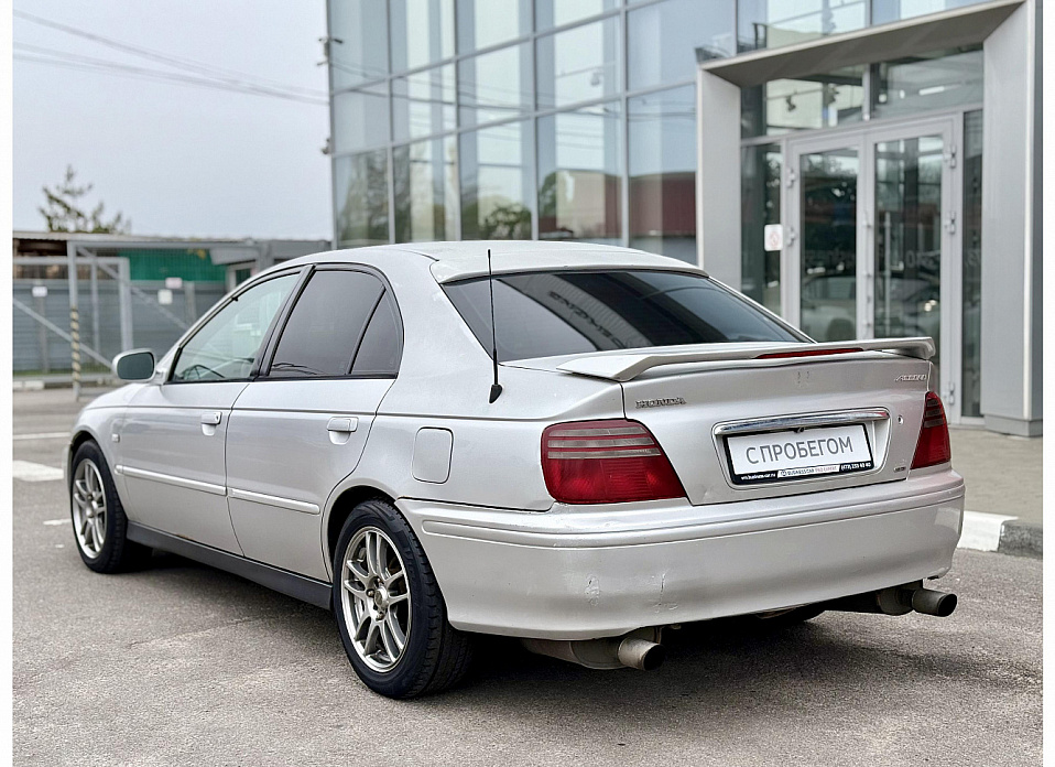 Honda Accord, VI 2.0 MT (147 л.с.)