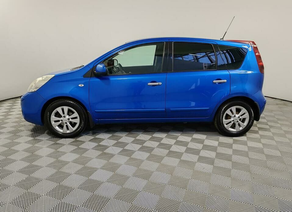 Nissan Note 1.6 AT (110 л.с.)